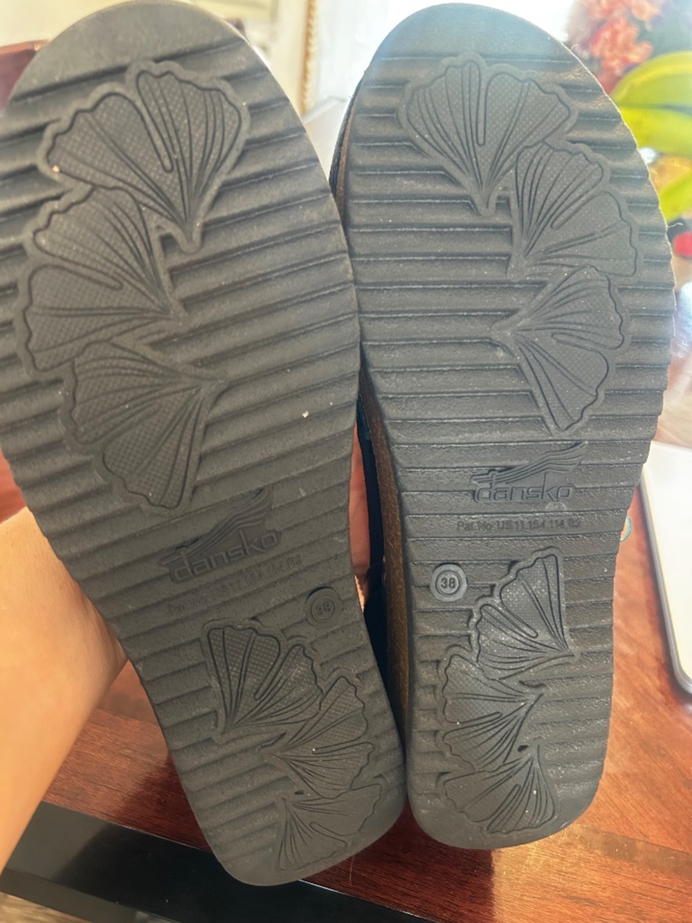 Dansko Mae 38, Fits like a 39? - Picture 8 of 10